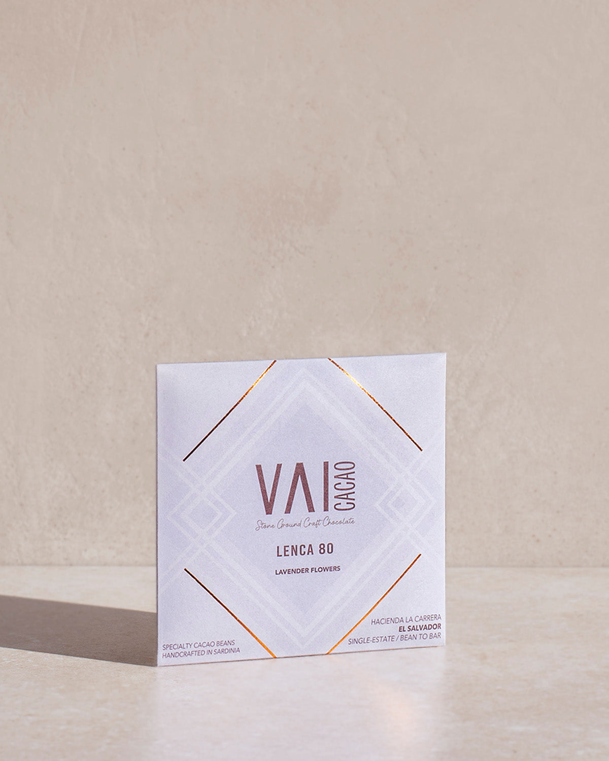 Chocolate 80% · Lenca, El Salvador + Flores de Lavanda de Cerdeña