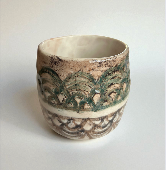 Tazza in Ceramica Fatta a Mano per Rituale del Cacao